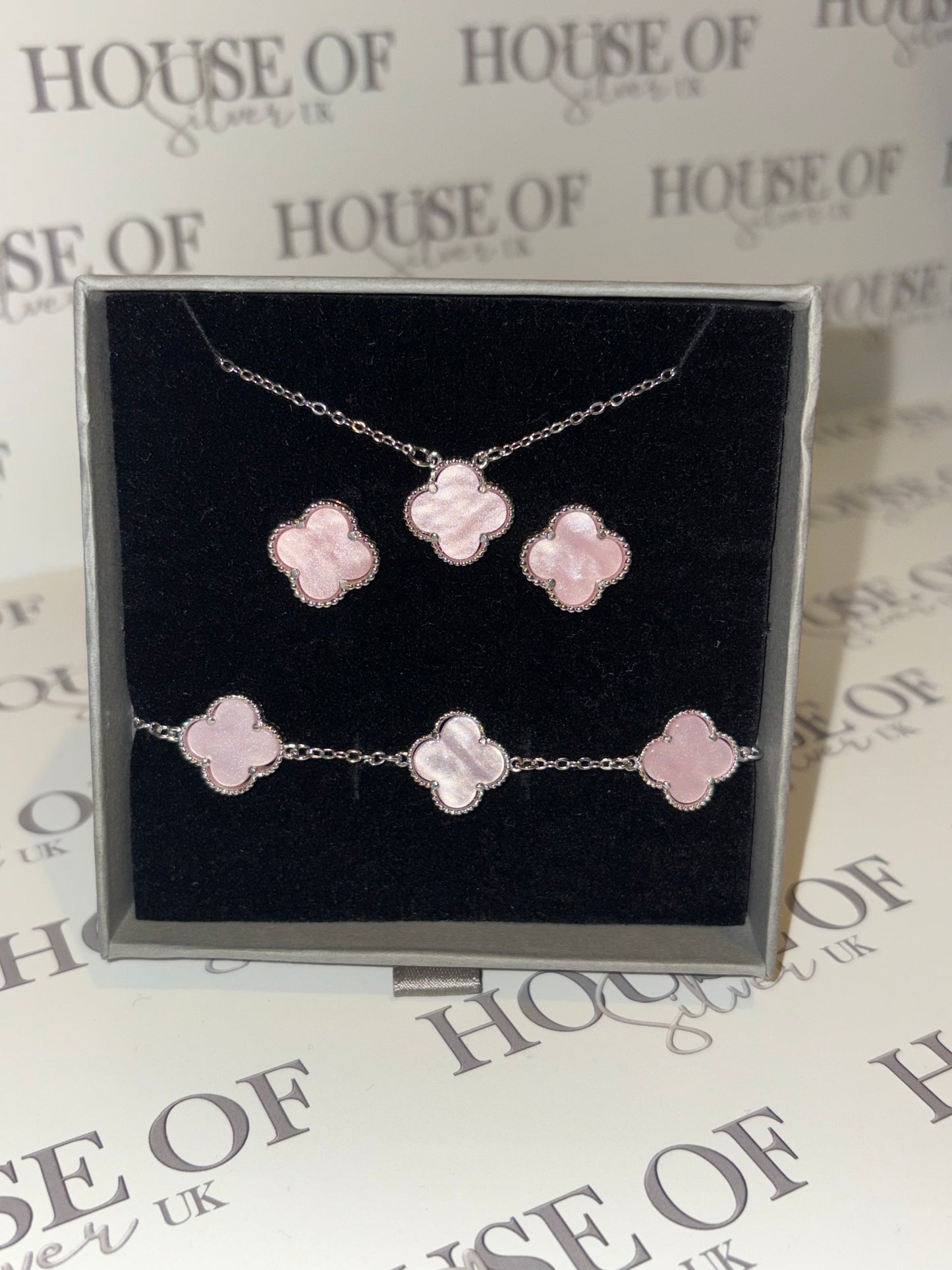 Silver & pink 3 piece clover set